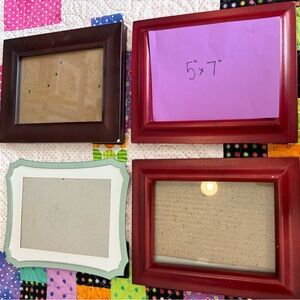 Set of Four Picture Frames in Red and White 5”x7”
